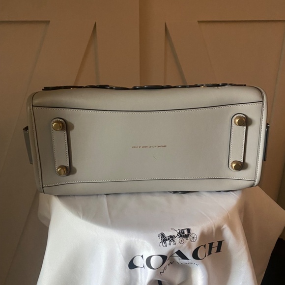 Coach Rogue 30 Tea Rose - Picture 9 of 10